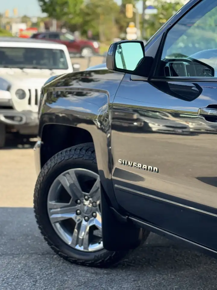 Chevrolet Silverado 1500 снимка Chevrolet Silverado 1500