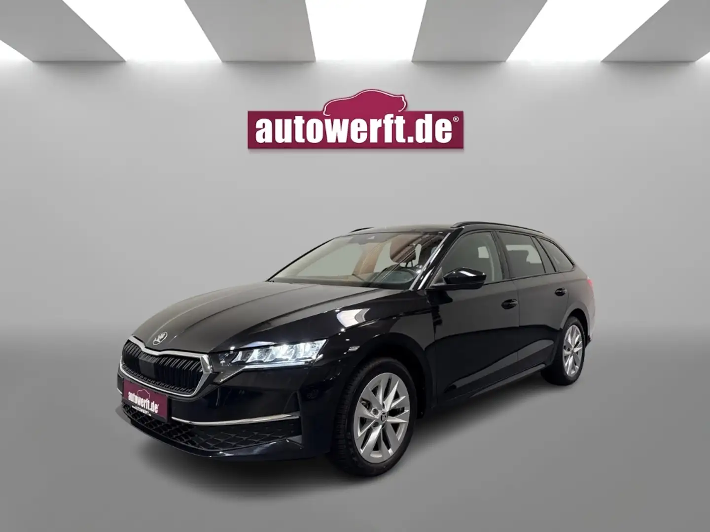 Skoda Octavia 2.0 TDI DSG SELECTION AHK CAM 17Z NAVI FAMILY ASSI Schwarz - 1