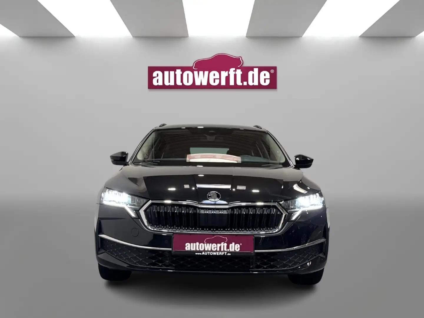 Skoda Octavia 2.0 TDI DSG SELECTION AHK CAM 17Z NAVI FAMILY ASSI Schwarz - 2