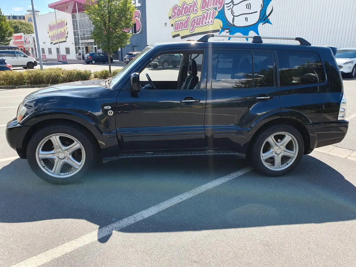 Mitsubishi Pajero 3.2 DI-D Dakar V60 im Kundenauftrag! Schwarz - 2