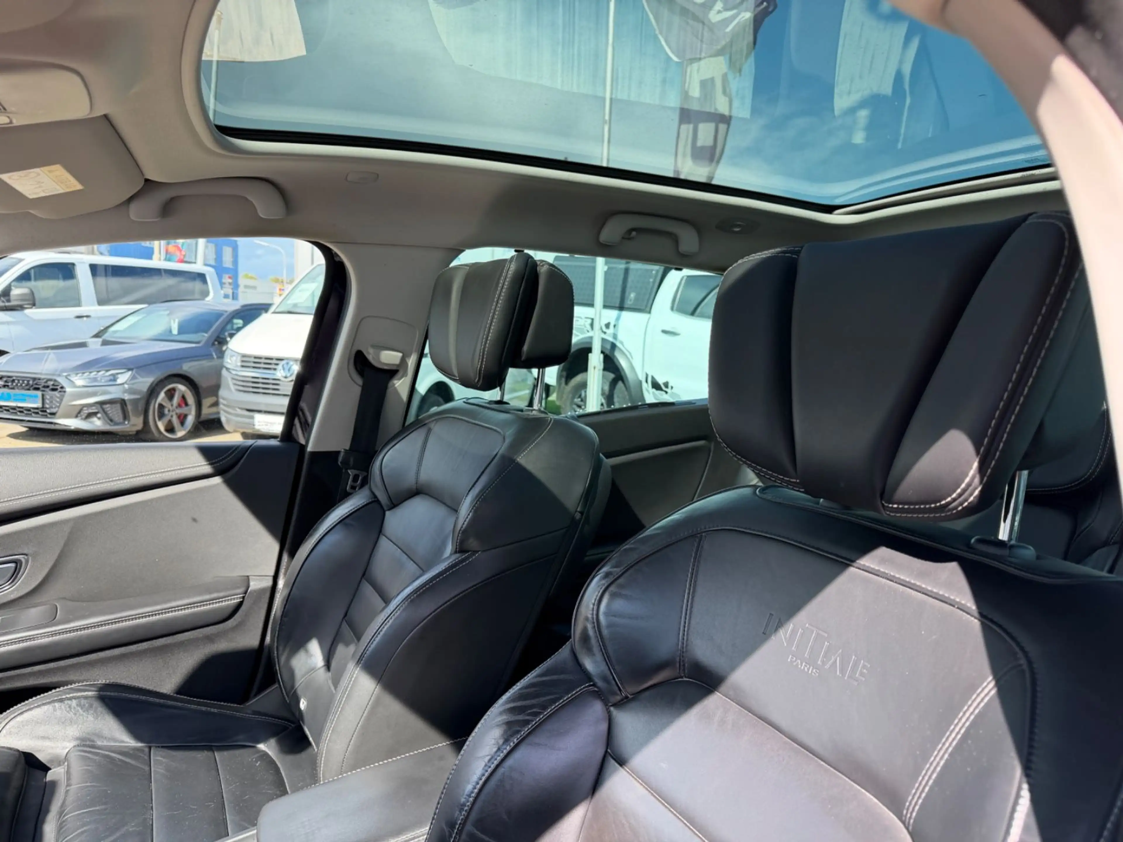 Renault Scenic IV Initiale Autom., 7 Sitzer, Pano, LED — photo 15