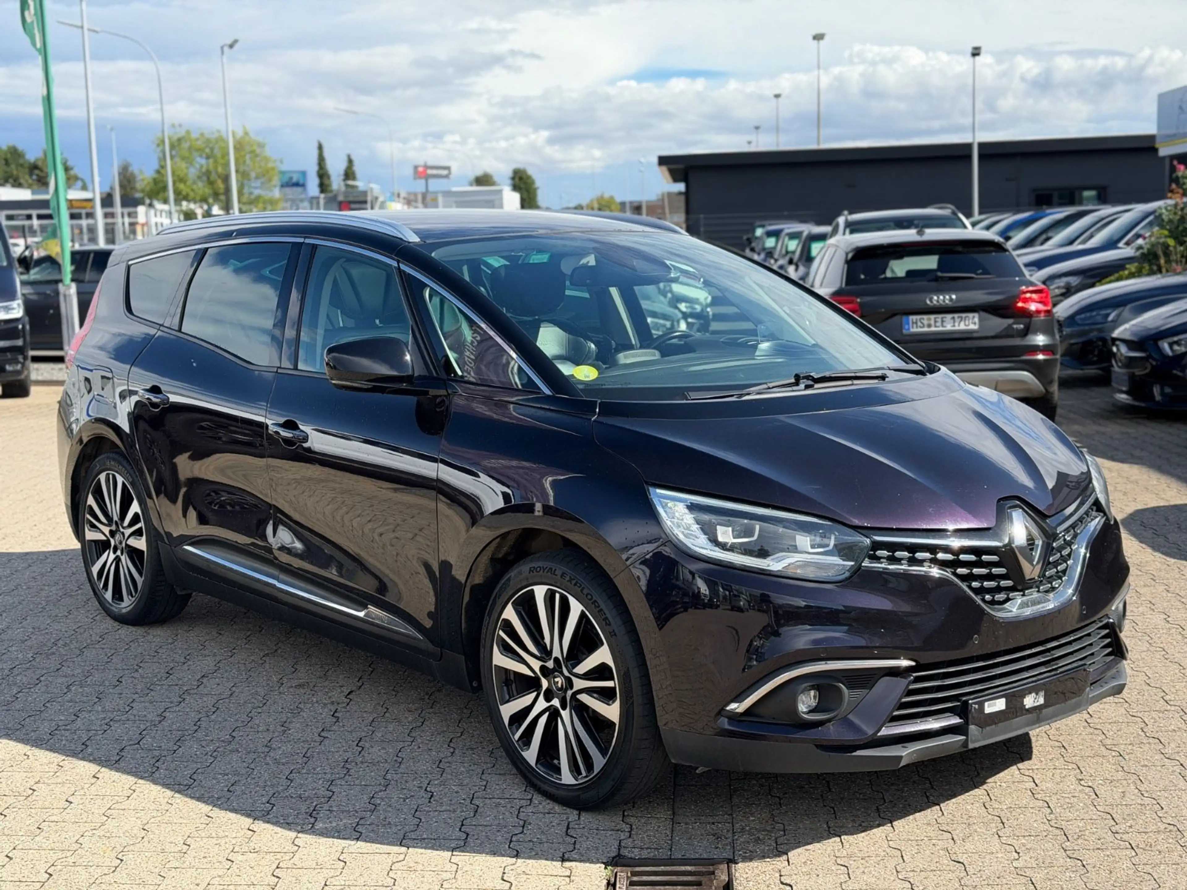 Renault Scenic IV Initiale Autom., 7 Sitzer, Pano, LED — photo 2