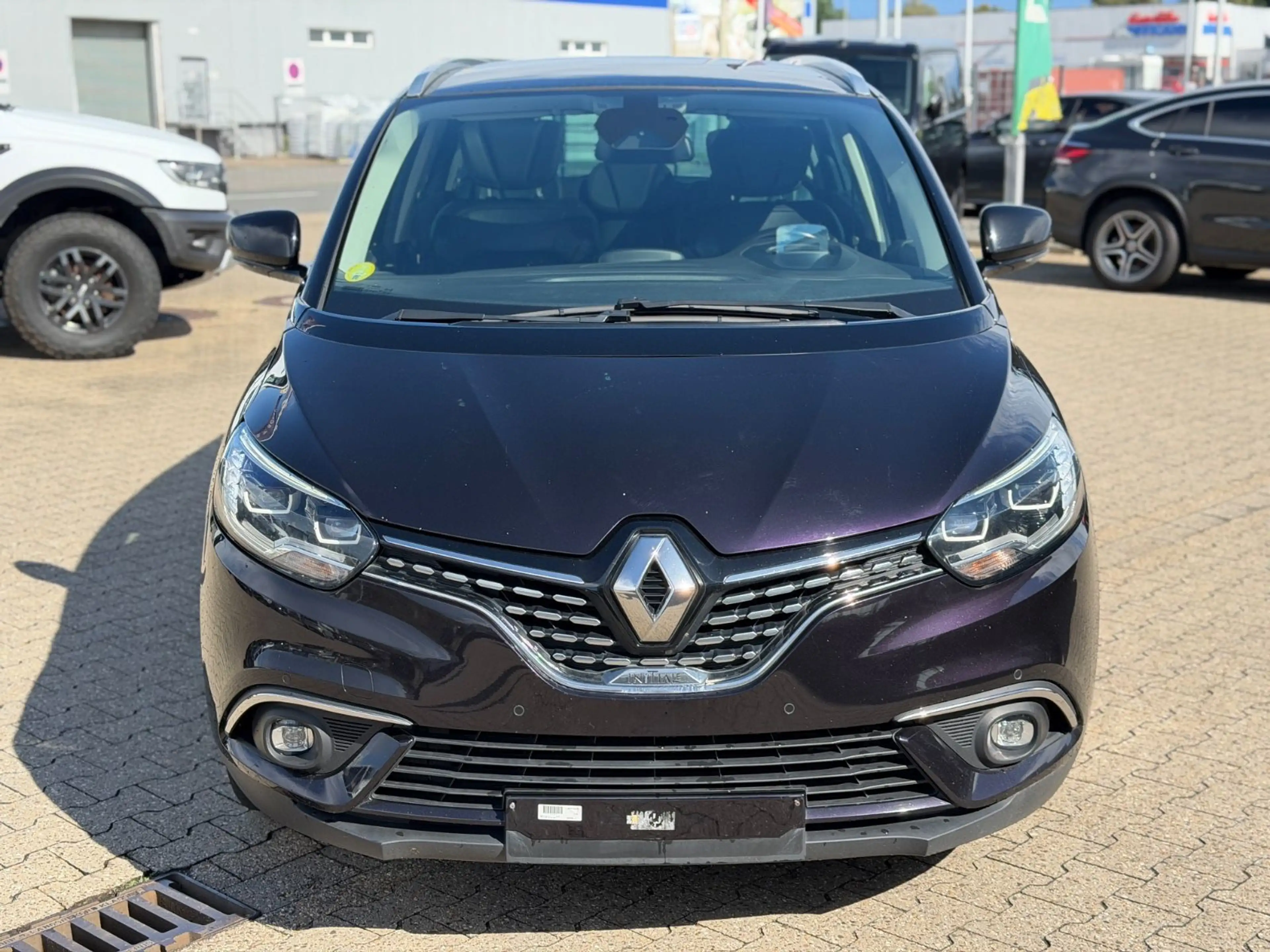 Renault Scenic IV Initiale Autom., 7 Sitzer, Pano, LED — photo 7