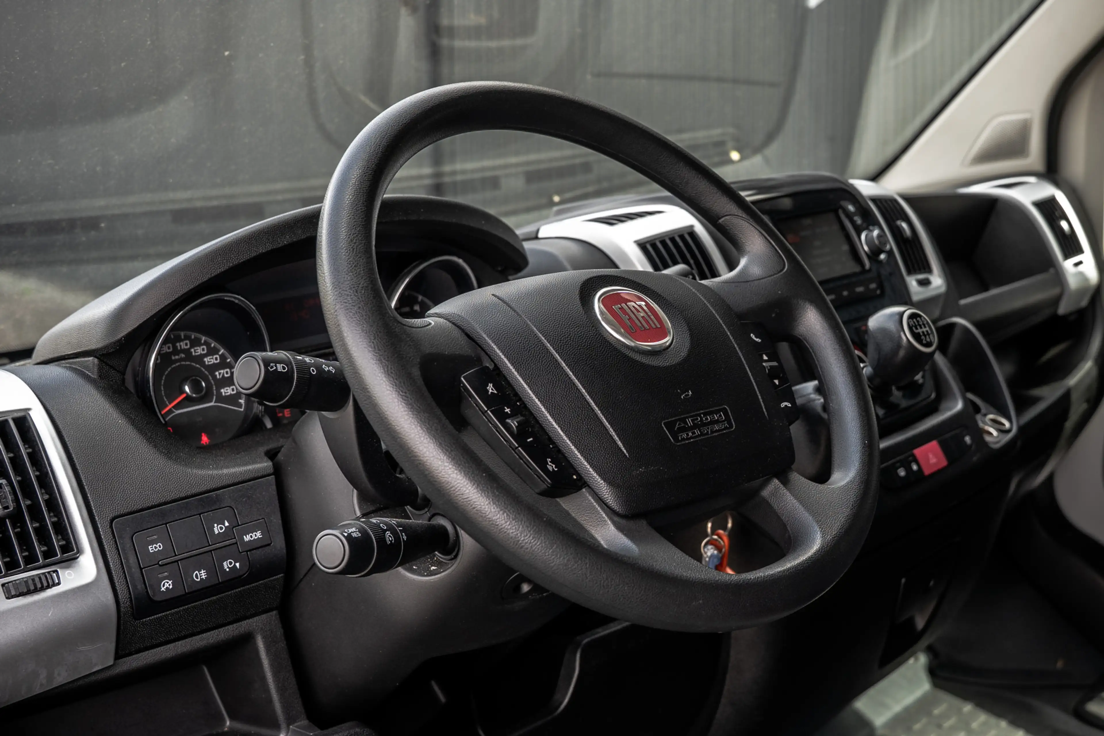 Fiat Ducato 2,3 140PK | Bakwagen met laadklep | 3-Zits | LED | — photo 10