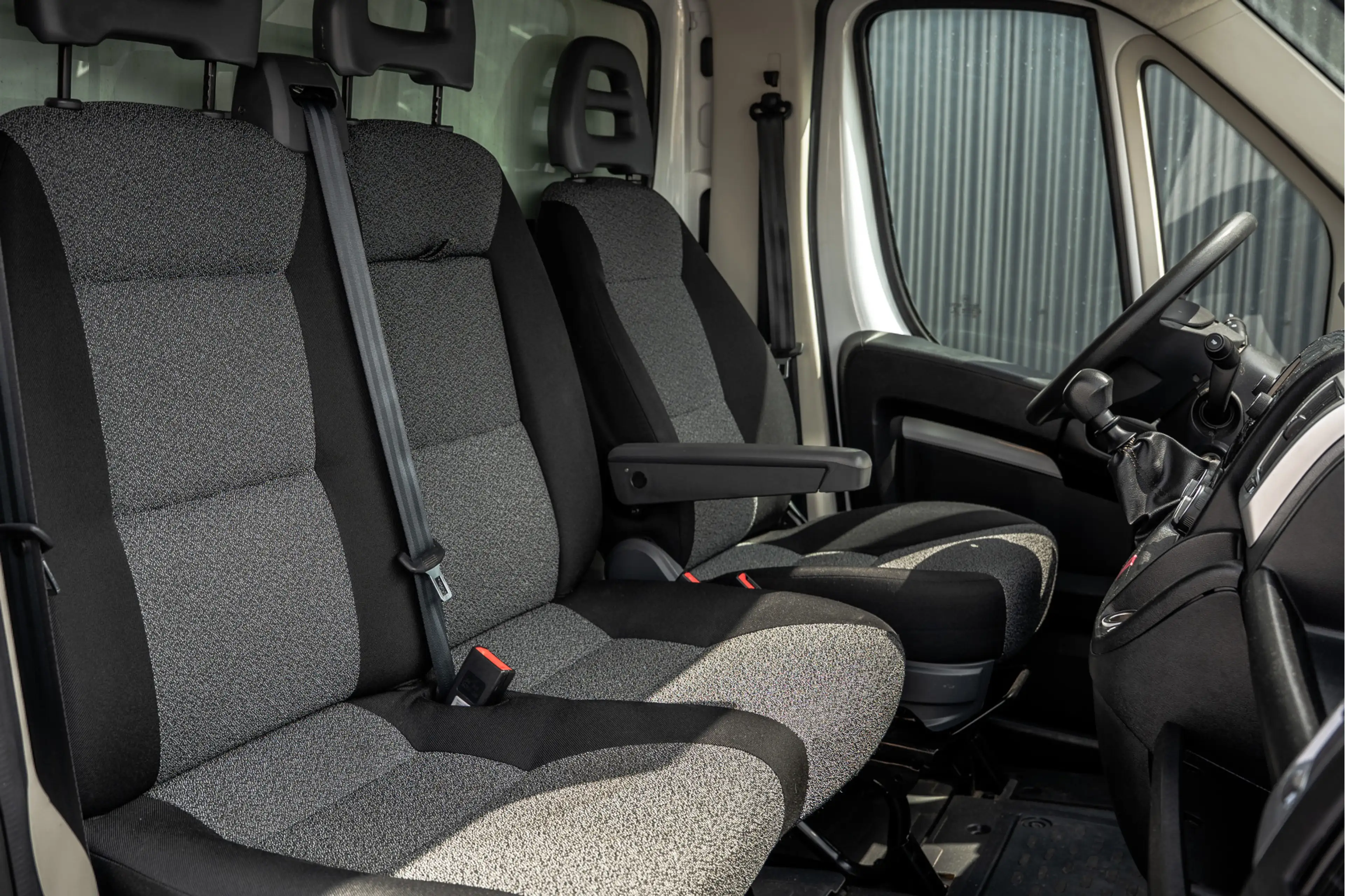 Fiat Ducato 2,3 140PK | Bakwagen met laadklep | 3-Zits | LED | — photo 12