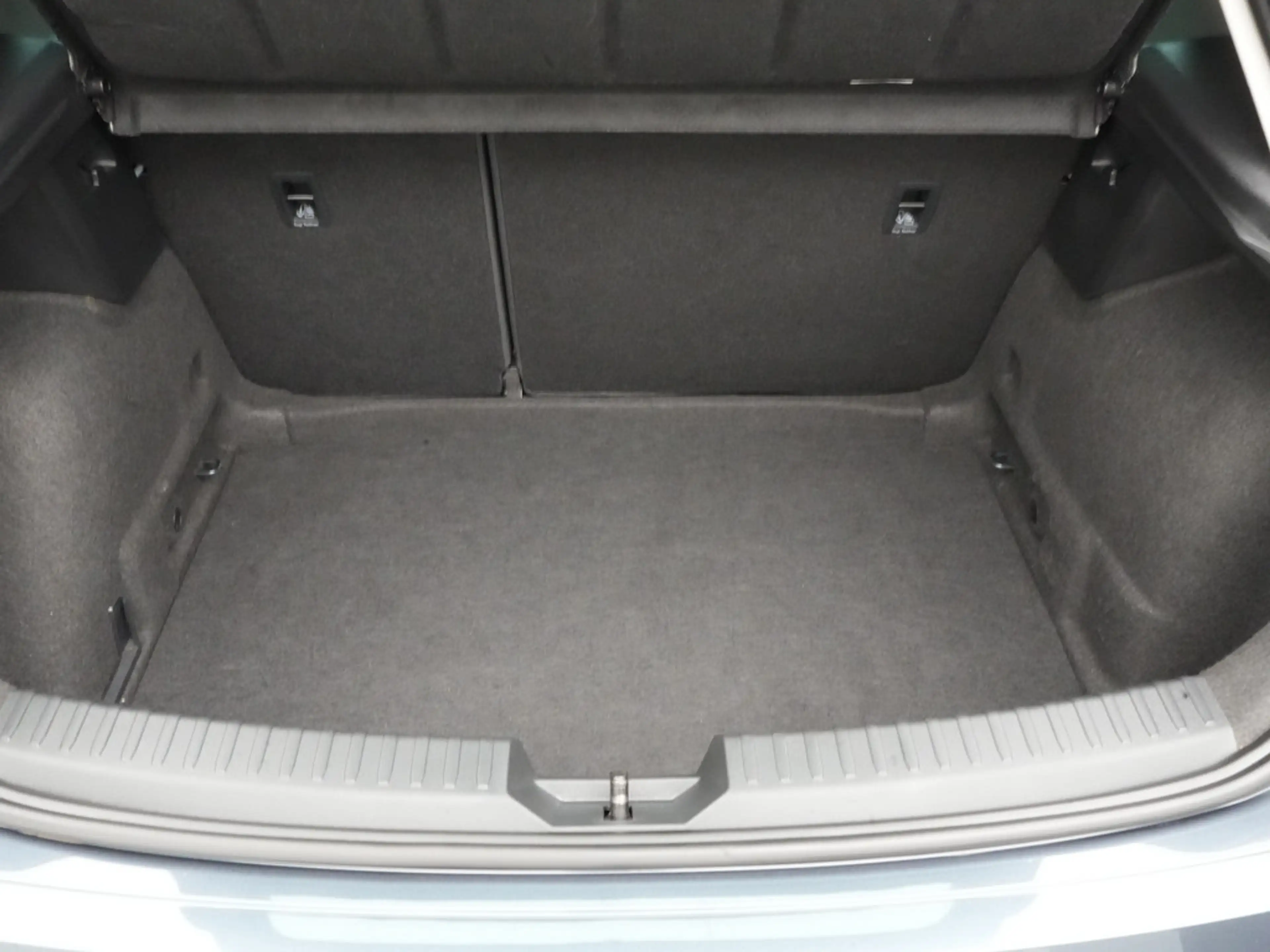 SEAT Leon Style ACC KAM SHZ LED PDC KLIMA KEYLESS — photo 14