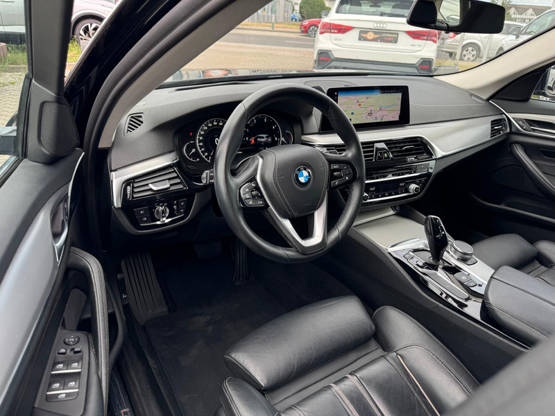 BMW 540 D Touring xDrive"Luxury-Line"AHK*AMBIENTE*LED — photo 14