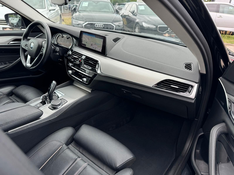 BMW 540 D Touring xDrive"Luxury-Line"AHK*AMBIENTE*LED — photo 15