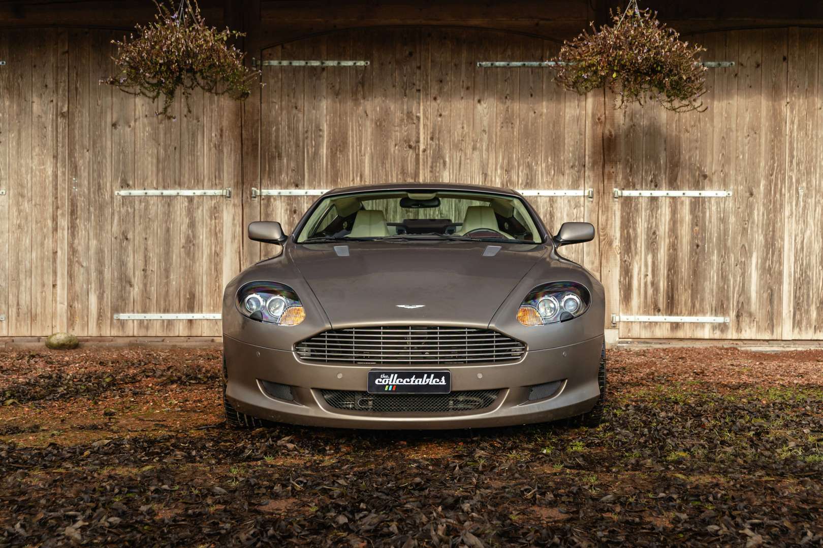 Aston Martin DB9 Coupe 5.9 V12 Touchtronic -  - Joinsteer - #4