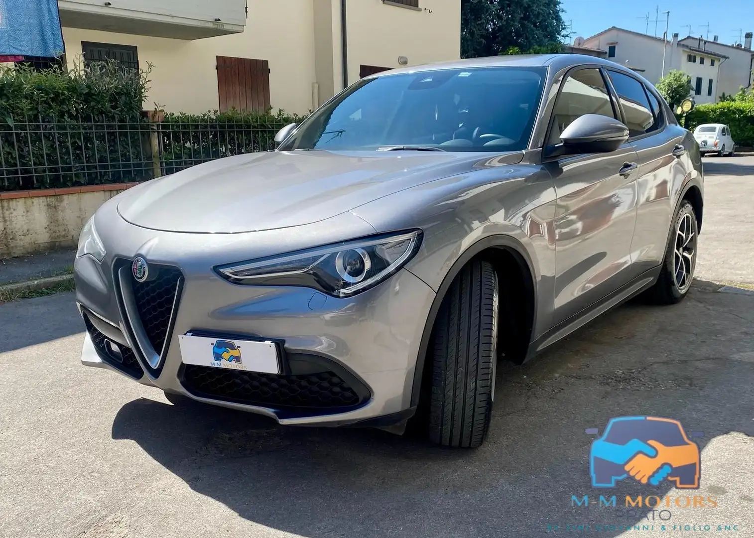 Alfa Romeo Stelvio Stelvio 2.2 t Business rwd 160cv auto my19 Gris - 1