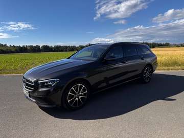E-Klasse T-Modell Diesel d 4Matic T 9G-TRONIC Avantgarde