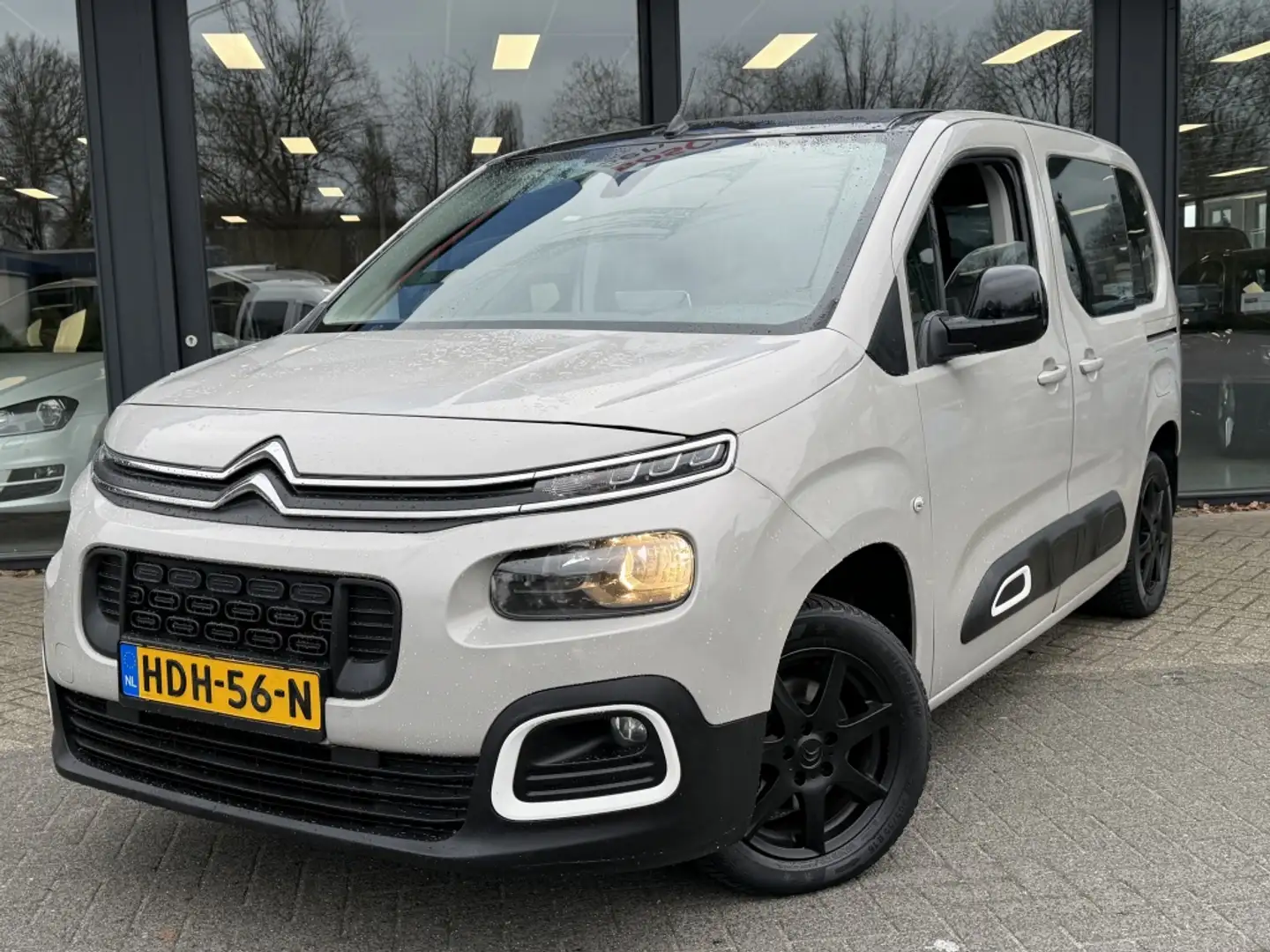 Citroen Berlingo 1.2 PureTech + CAMPER Inbouw! Benzine 2021. Grau - 2