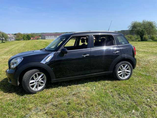 Imagine MINI Cooper D Countryman COUNTRYMAN D.Aut. Glasdach Navi Xenon 17 Zoll