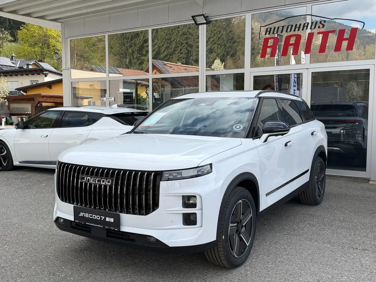Jaecoo J7 1,5 PHEV Premium-Line Weiß - 1
