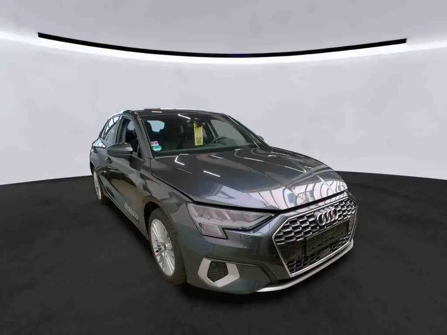 Audi A3 Sportback 35 TFSI advanced LED/SHZ/PDC/Temp Grau - 2
