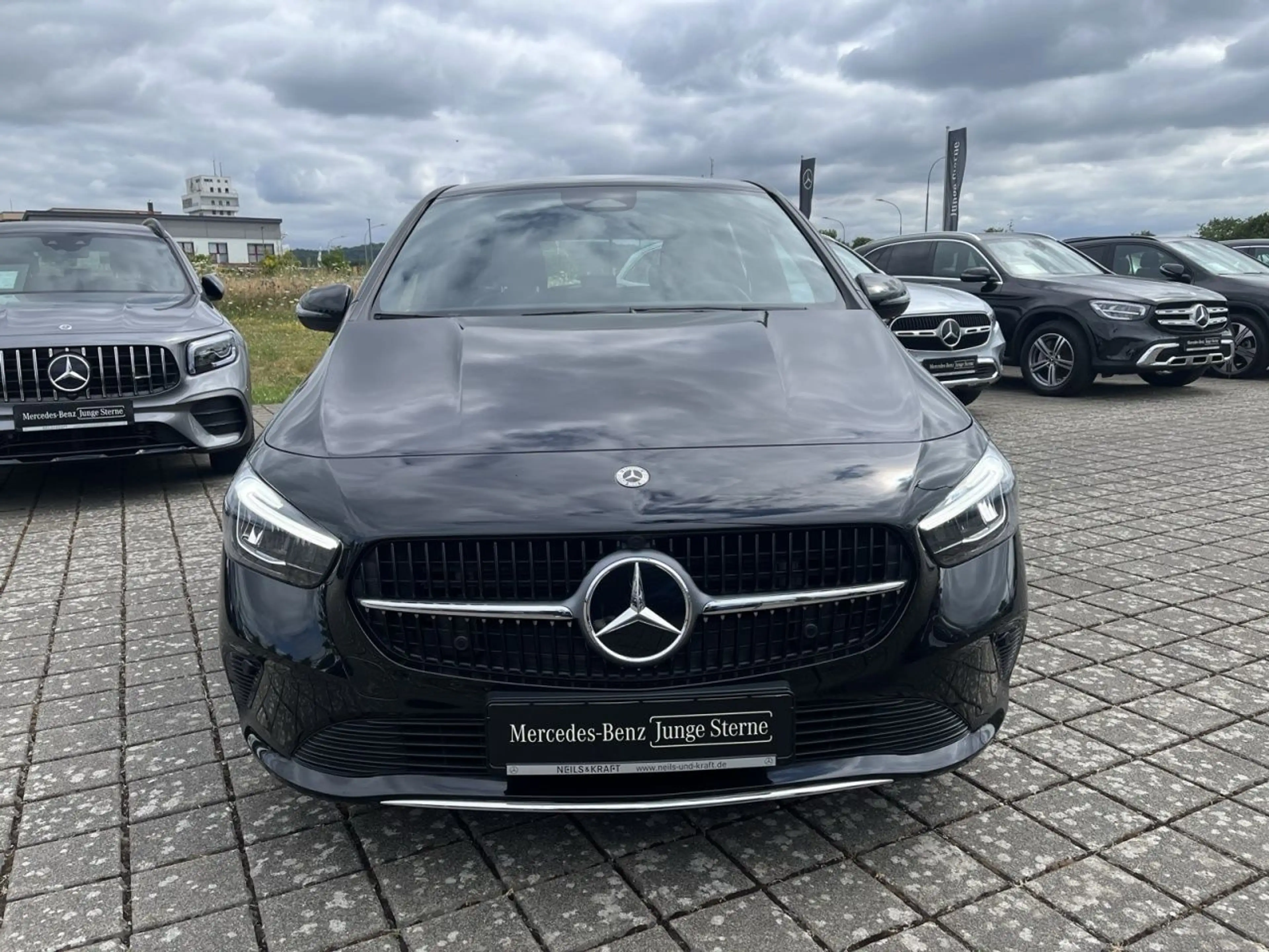 Mercedes-Benz B 200 PROGRESSIVE+TOTW+AMBIENTE+AHK+DISTRONIC — photo 3