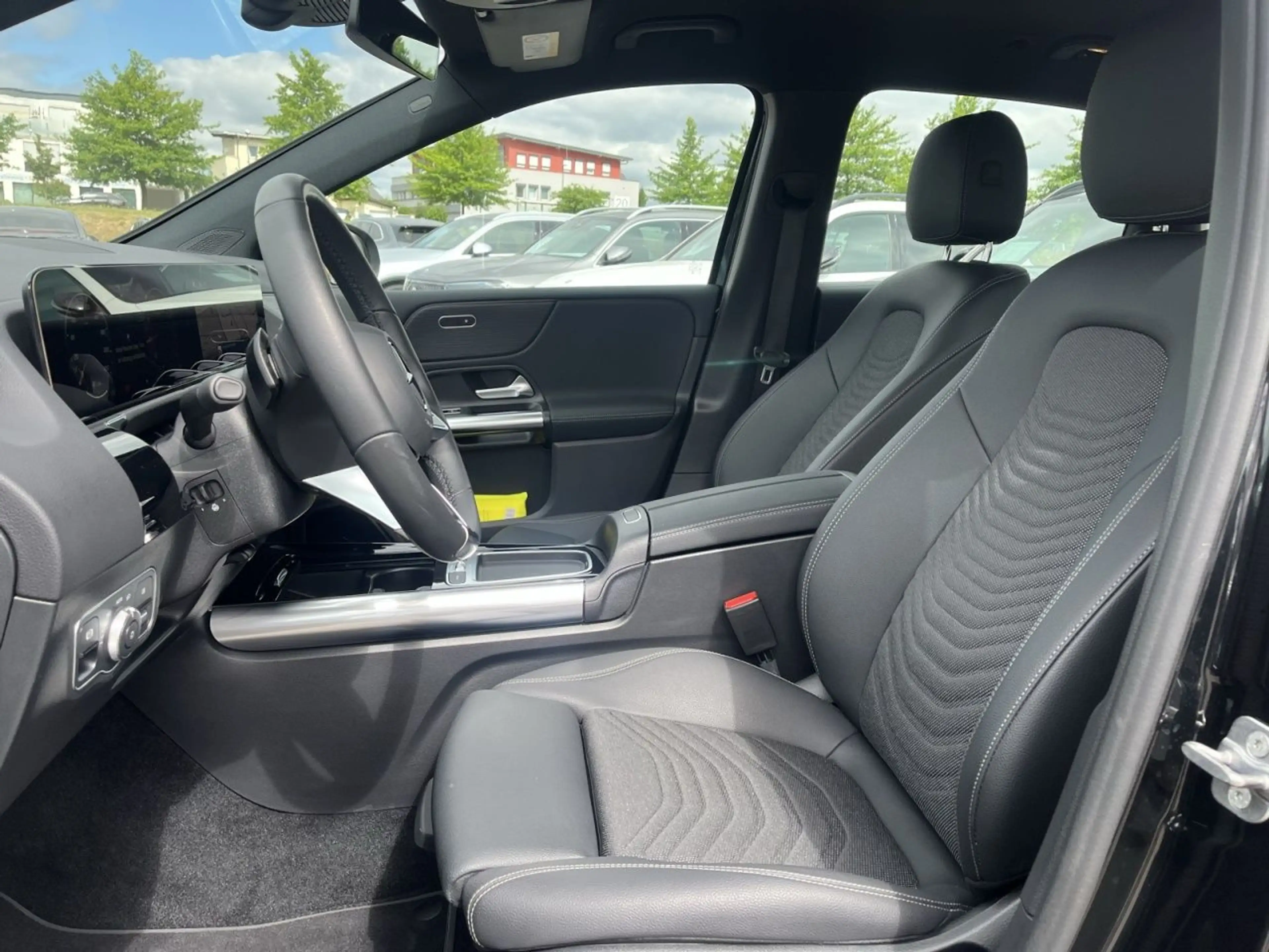 Mercedes-Benz B 200 PROGRESSIVE+TOTW+AMBIENTE+AHK+DISTRONIC — photo 10