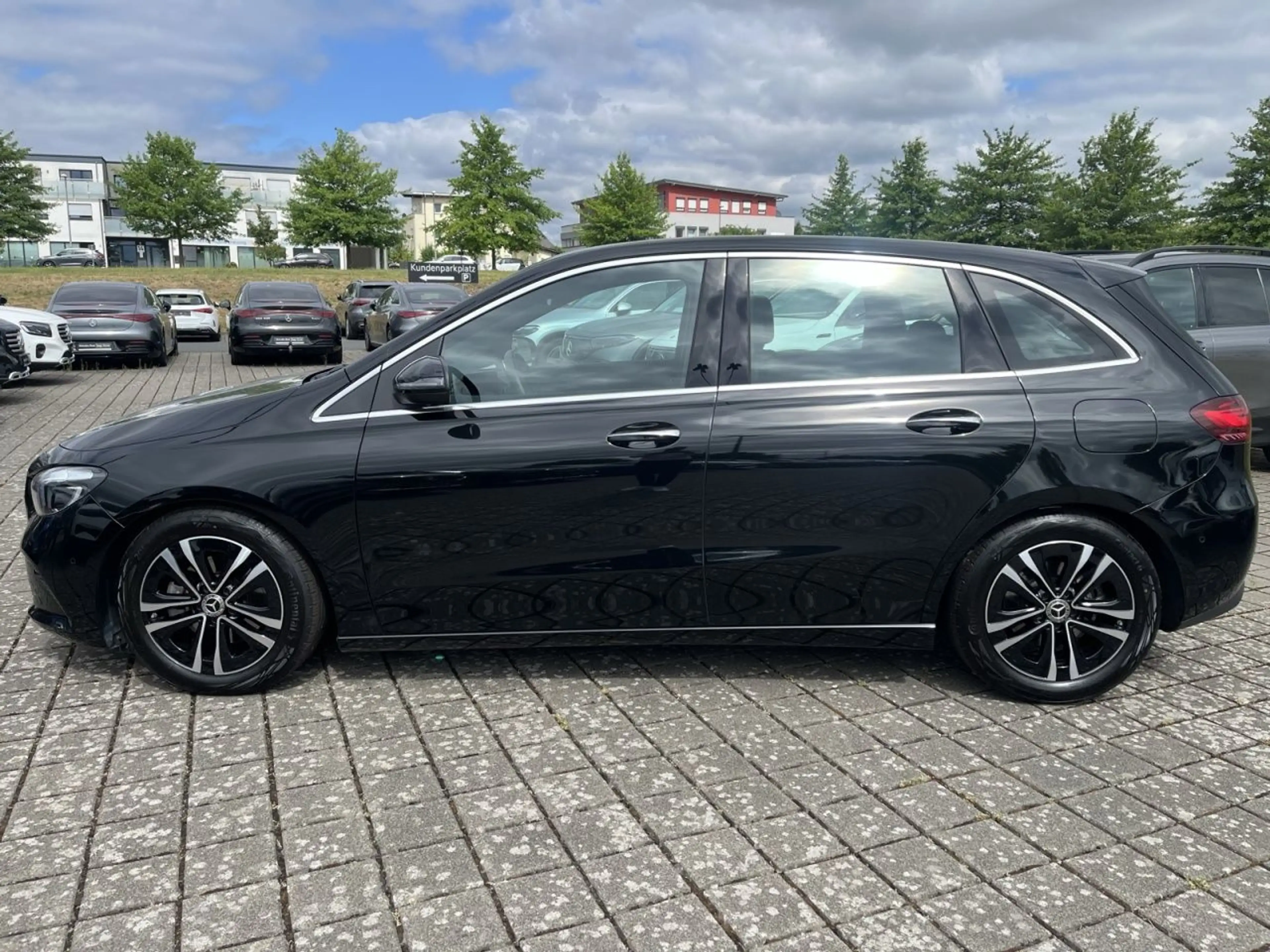 Mercedes-Benz B 200 PROGRESSIVE+TOTW+AMBIENTE+AHK+DISTRONIC — photo 9
