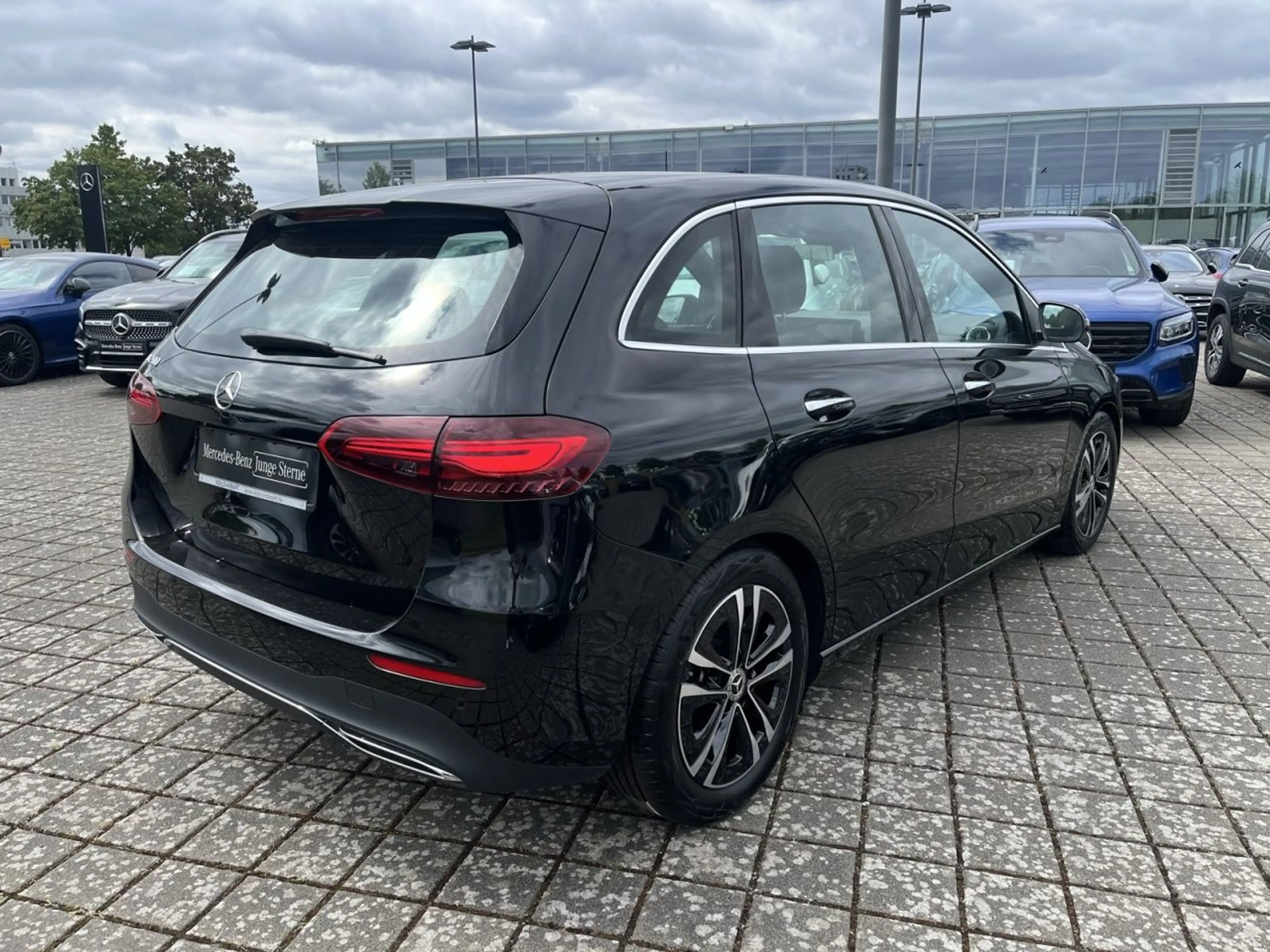 Mercedes-Benz B 200 PROGRESSIVE+TOTW+AMBIENTE+AHK+DISTRONIC — photo 6