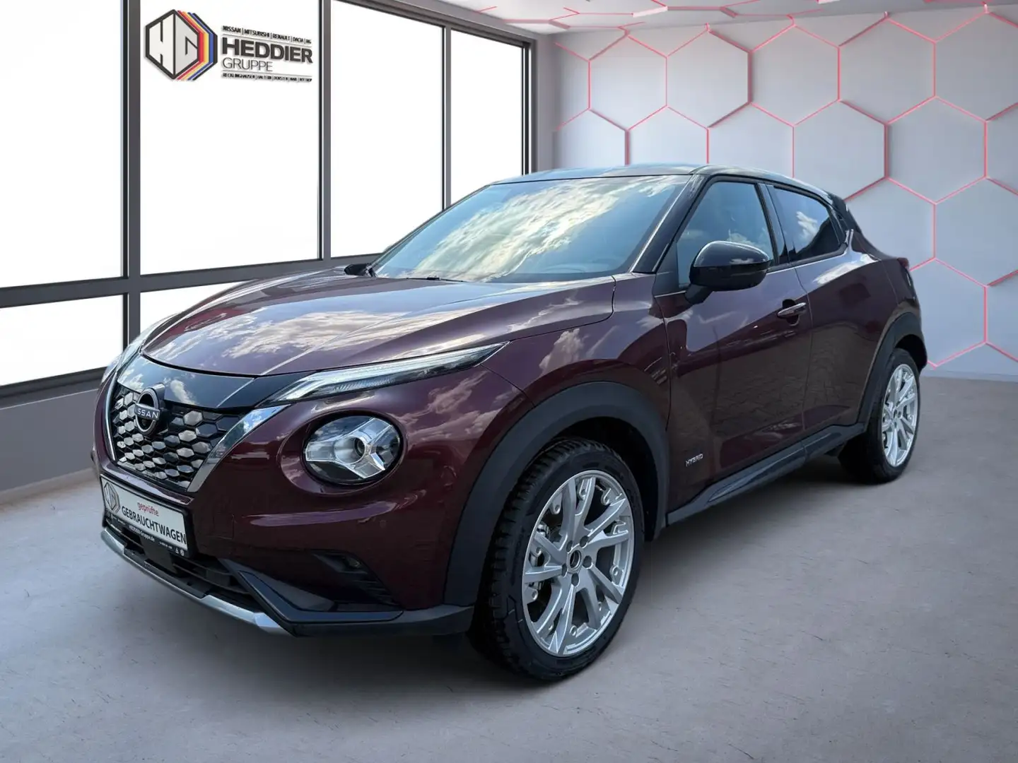 Nissan Juke Hybrid N-Design*NAVI*PDC*KAMERA*SHZ Red - 1