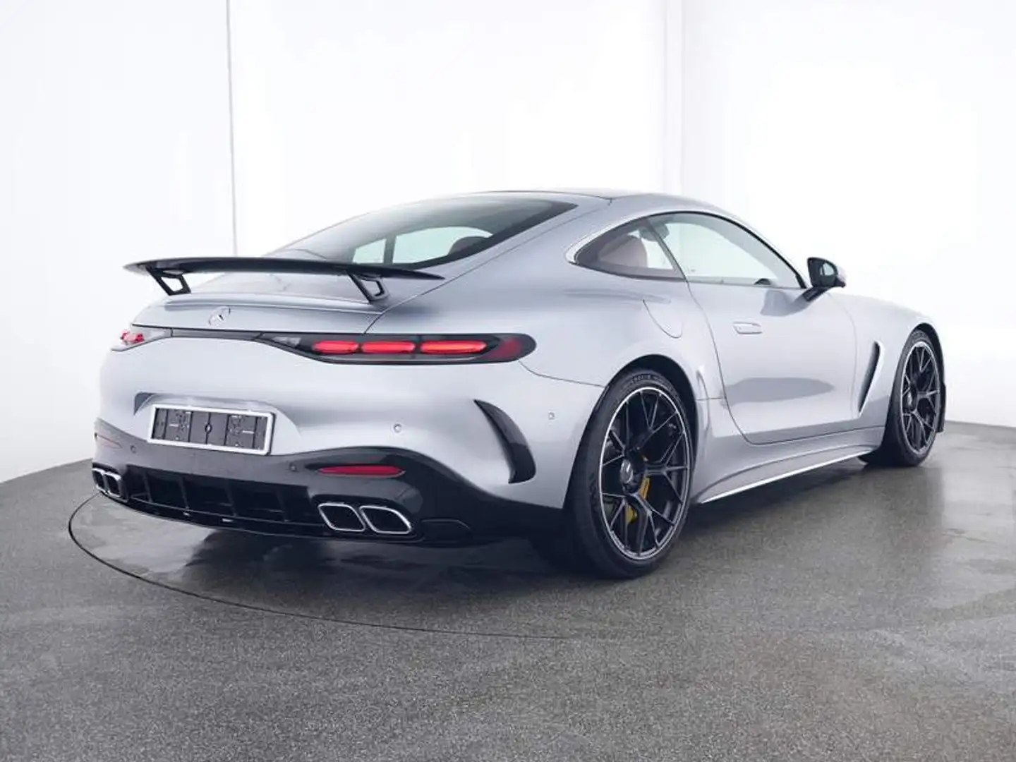 Mercedes-Benz AMG GT 4M+ Cp. Aero manufaktur Pano HuD Burm HAL Silber - 2