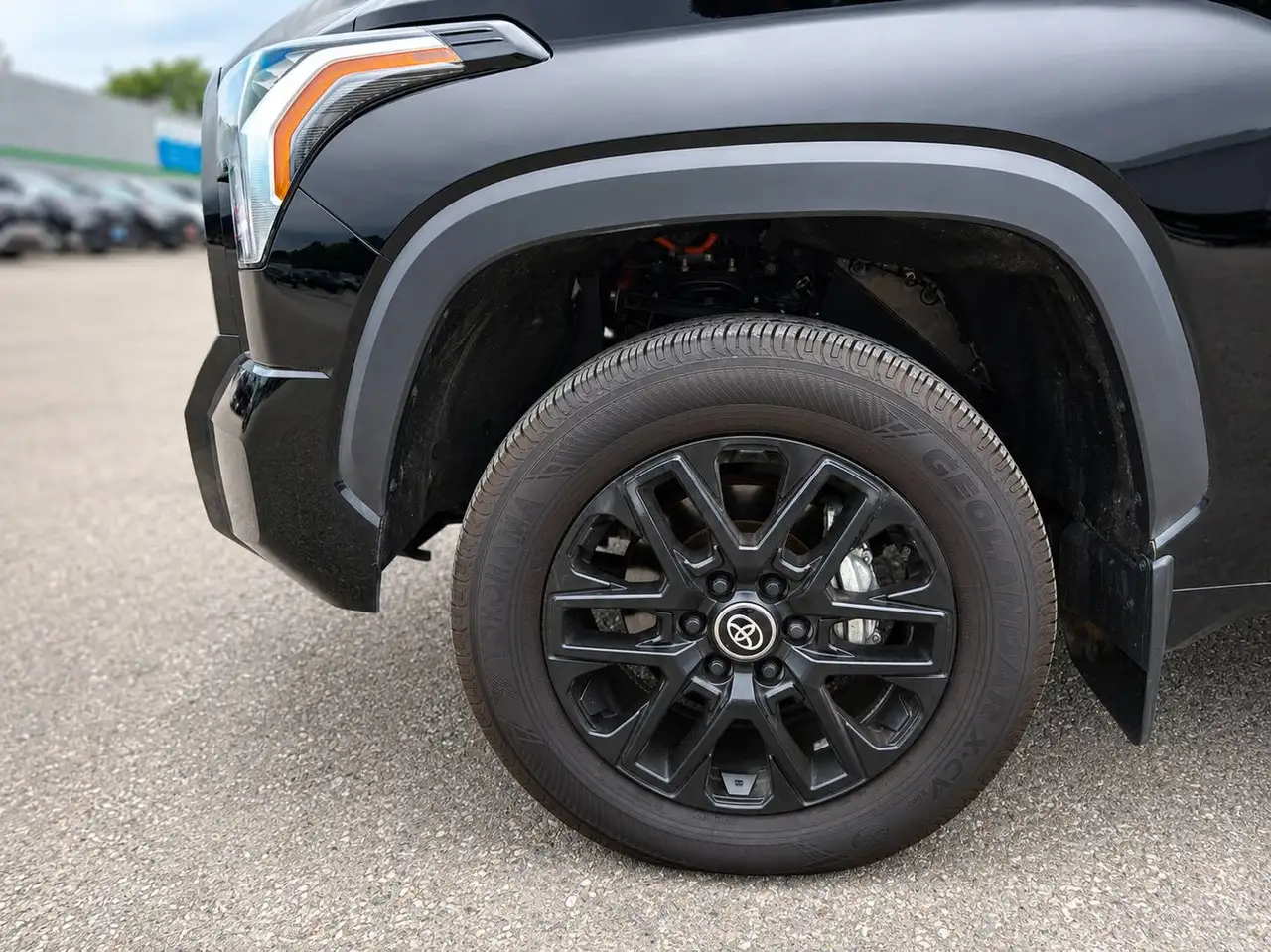 Toyota Tundra снимка Toyota Tundra