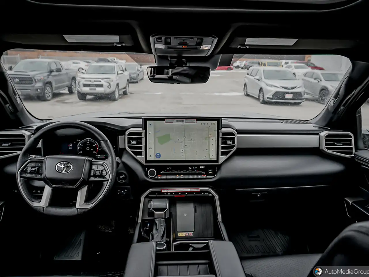 Toyota Tundra снимка Toyota Tundra