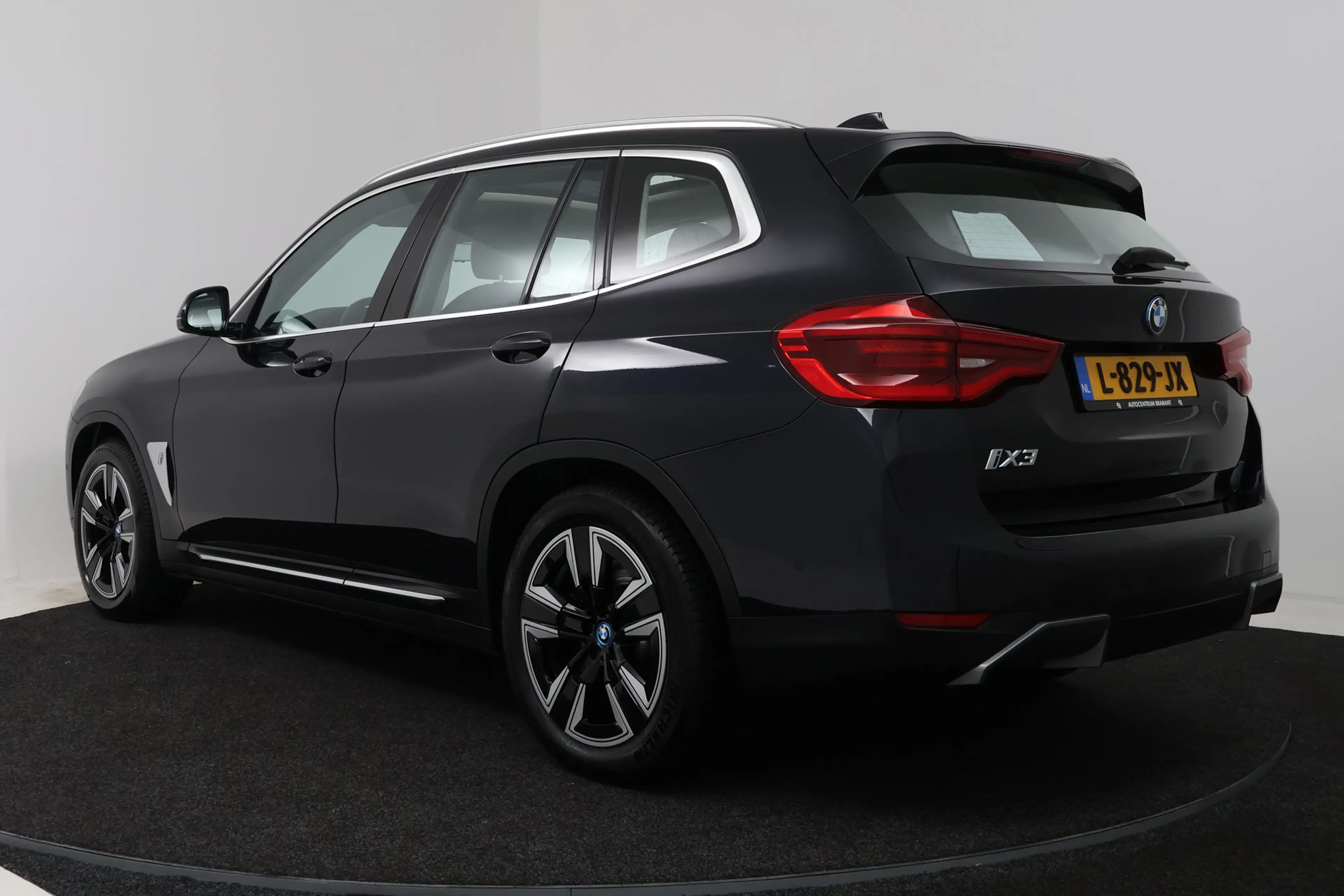 BMW iX3 Executive 80 kWh (PANORAMADAK, CAMERA, STOELVERWAR — photo 5