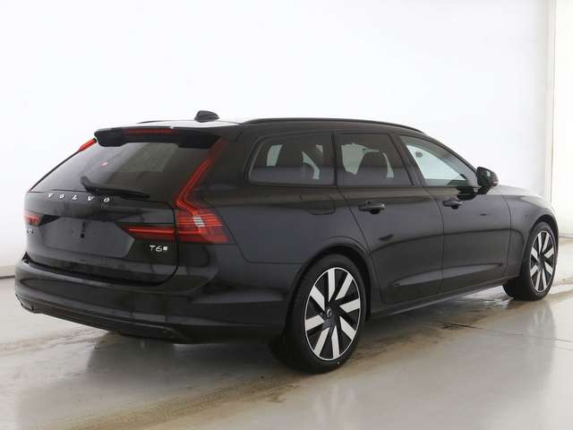 Volvo V90 T6 Plus Dark Recharge Plug-In Hybrid AWD