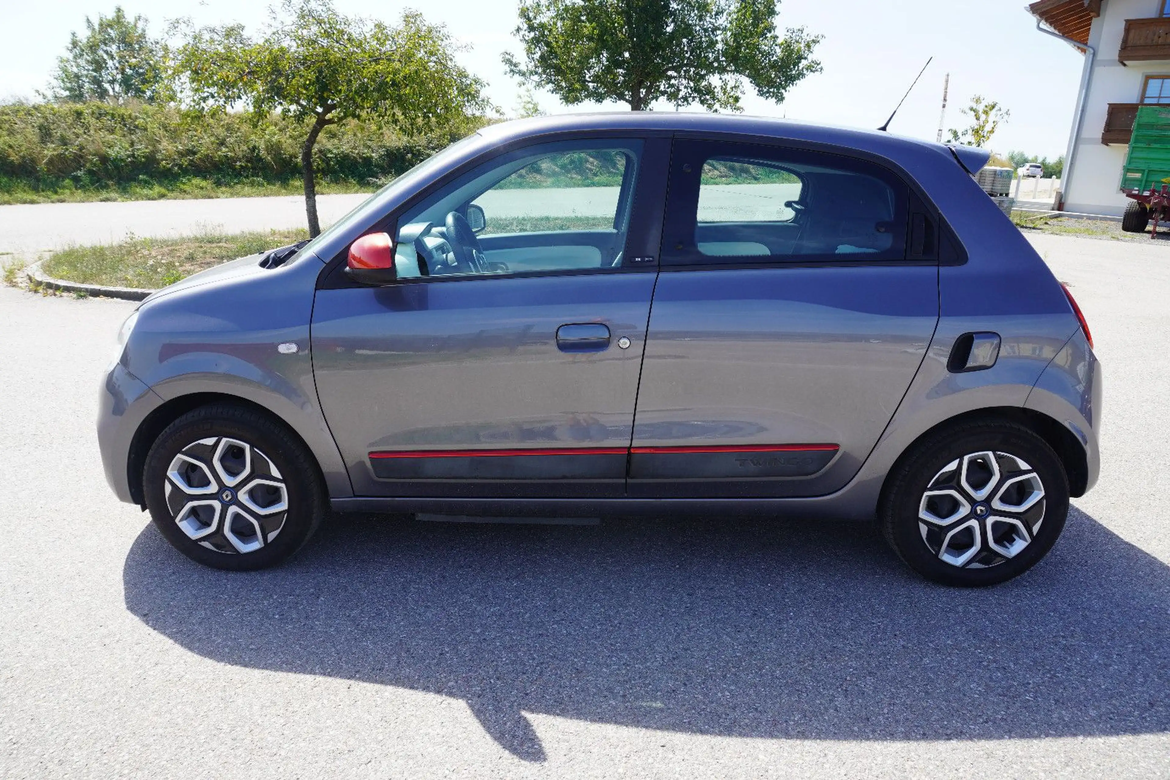 Renault Twingo Zen Electric Sitzhzg Tempo CAM 1.Hand 92% — photo 7