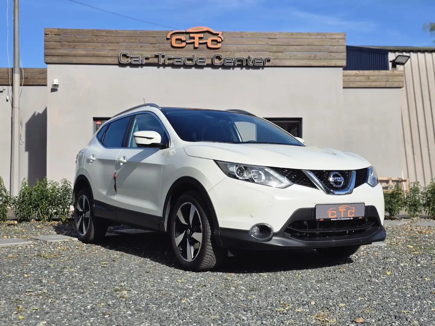 Nissan Qashqai /Automatik/Panorama/Navi/LED/EU6/TÜV-NEU Blanc - 2