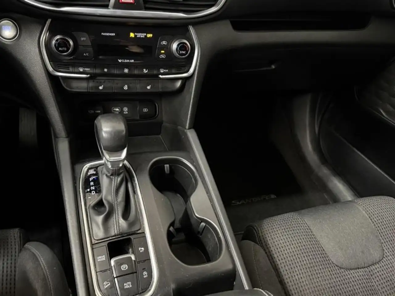 Hyundai SANTA FE снимка Hyundai SANTA FE