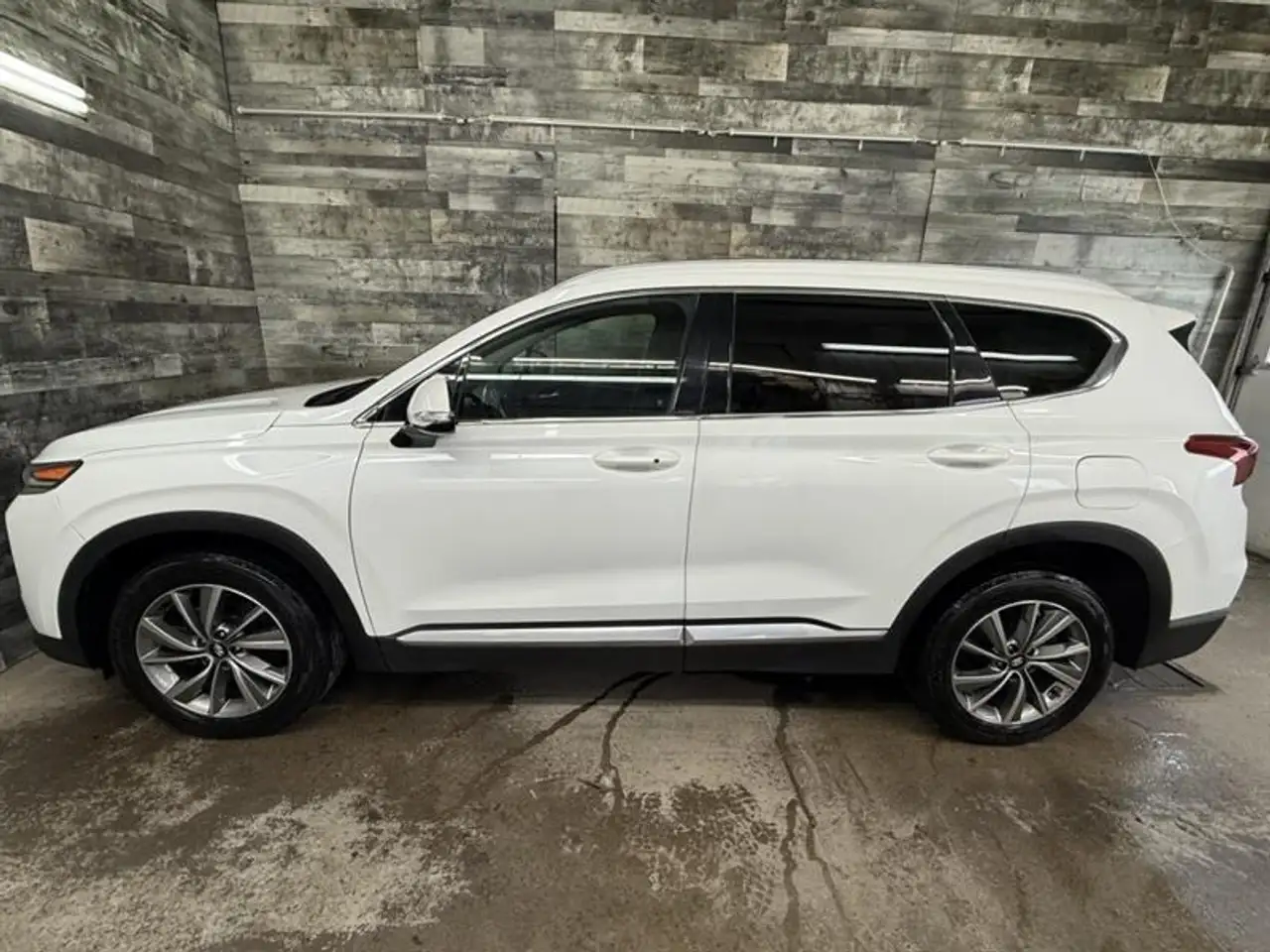 Hyundai SANTA FE снимка Hyundai SANTA FE