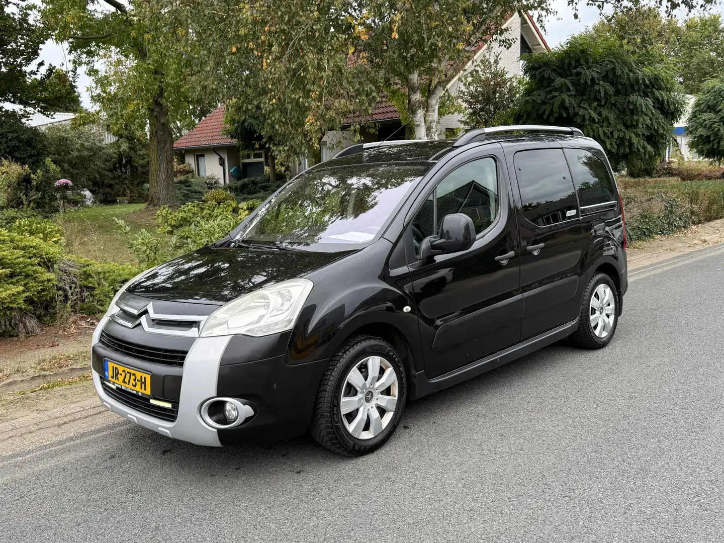 Citroen Berlingo 1.6 HDIF 90PK XTR Multispace Noir - 1