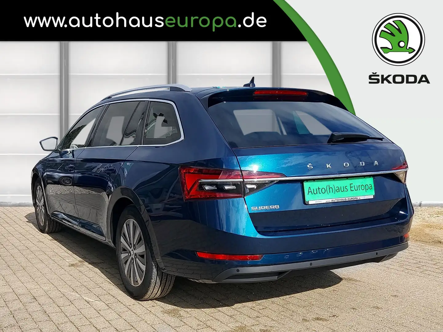 Skoda Superb Combi 1.5 TSI DSGStyle AHK Navi KlimaA eKlappe eSi Blau - 2