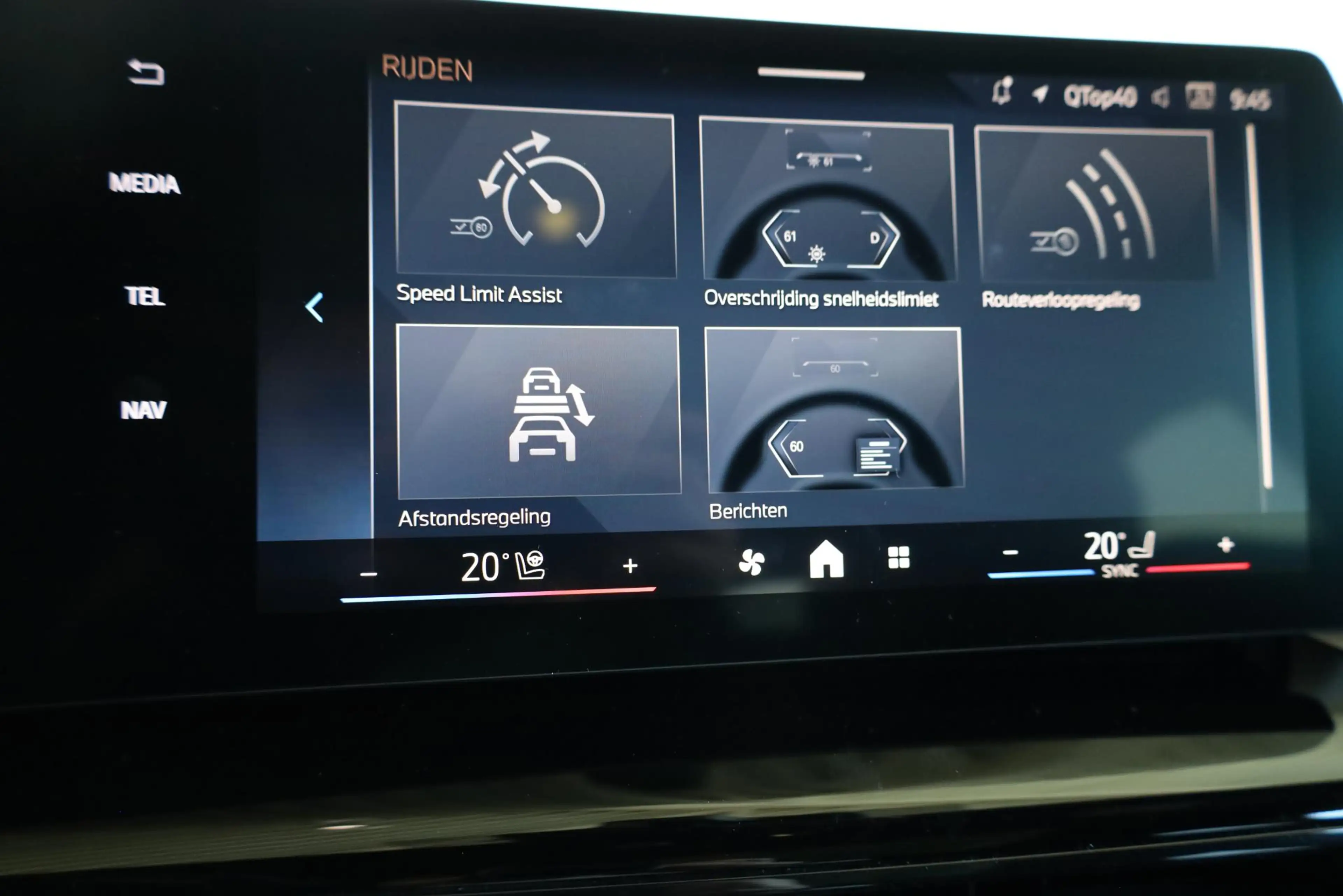 BMW iX2 eDrive20 | M Sport Pro | Panoramadak | Harman/Kard — photo 15