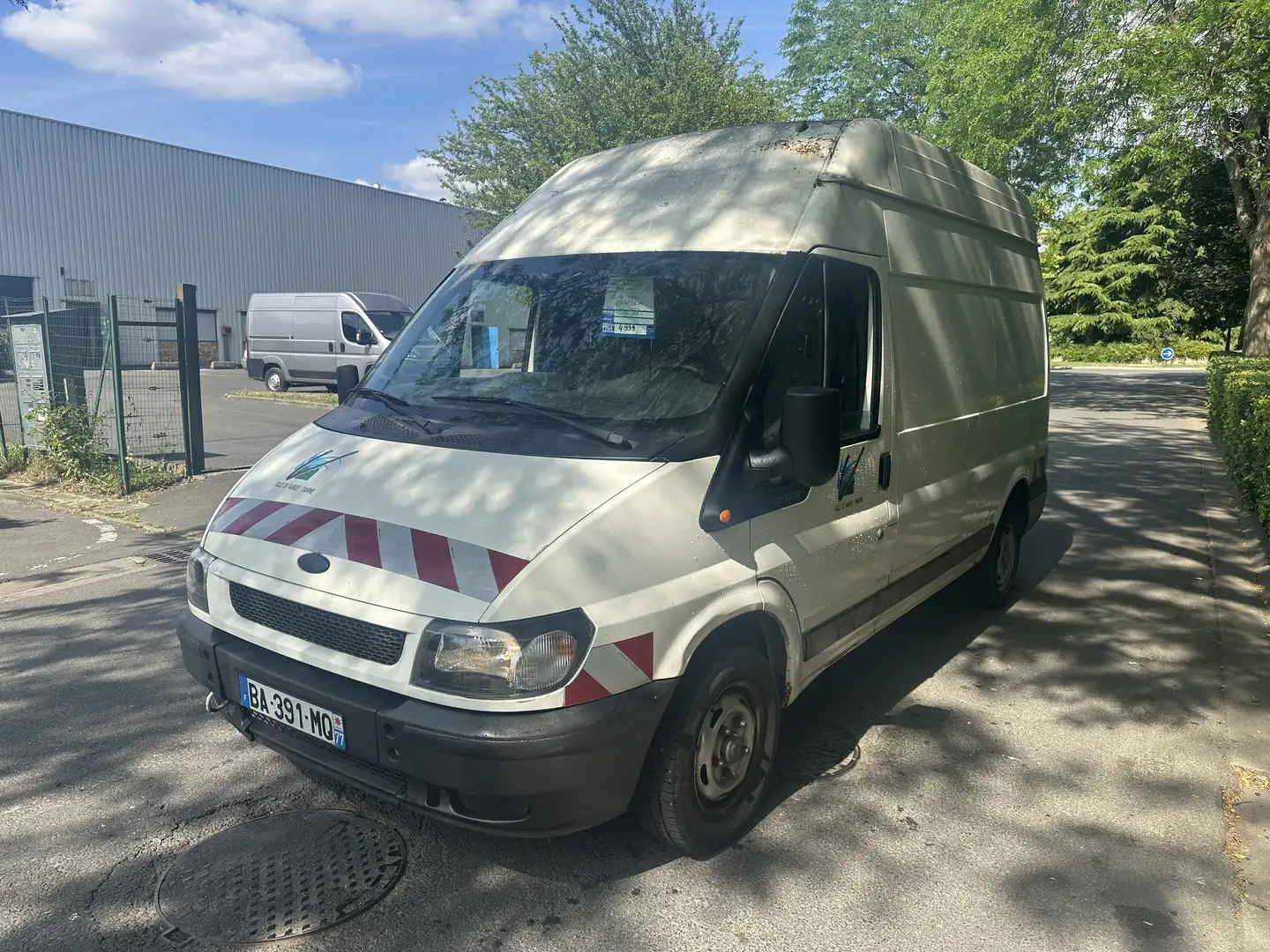 Ford Transit CHASSIS DBLE CAB PROPULSION 350 ELJ TDCi 100 - 1