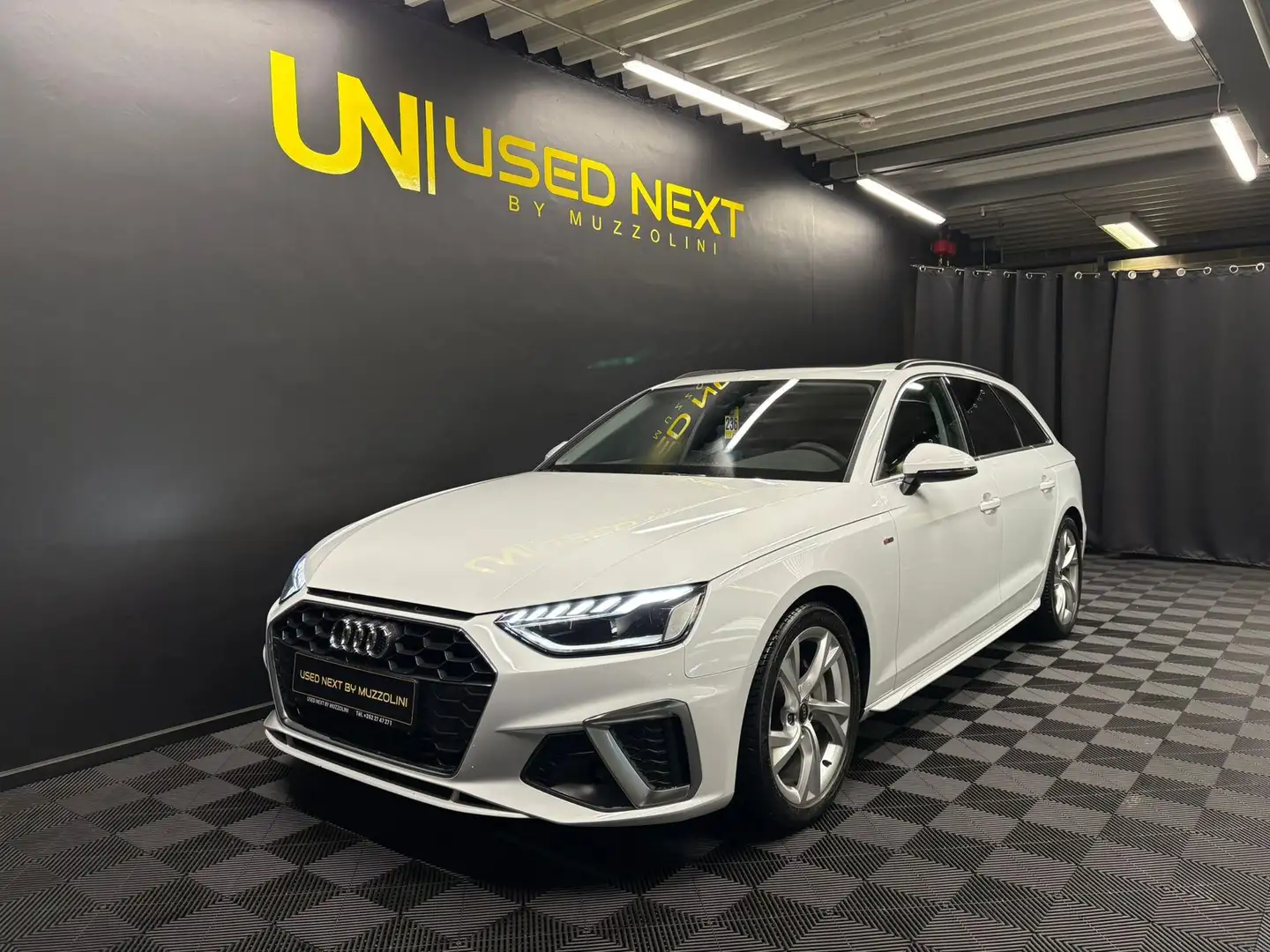 Audi A4 Avant Sline - 40 TDI 204 PANO/CAMERA/CARPLAY Blanc - 1