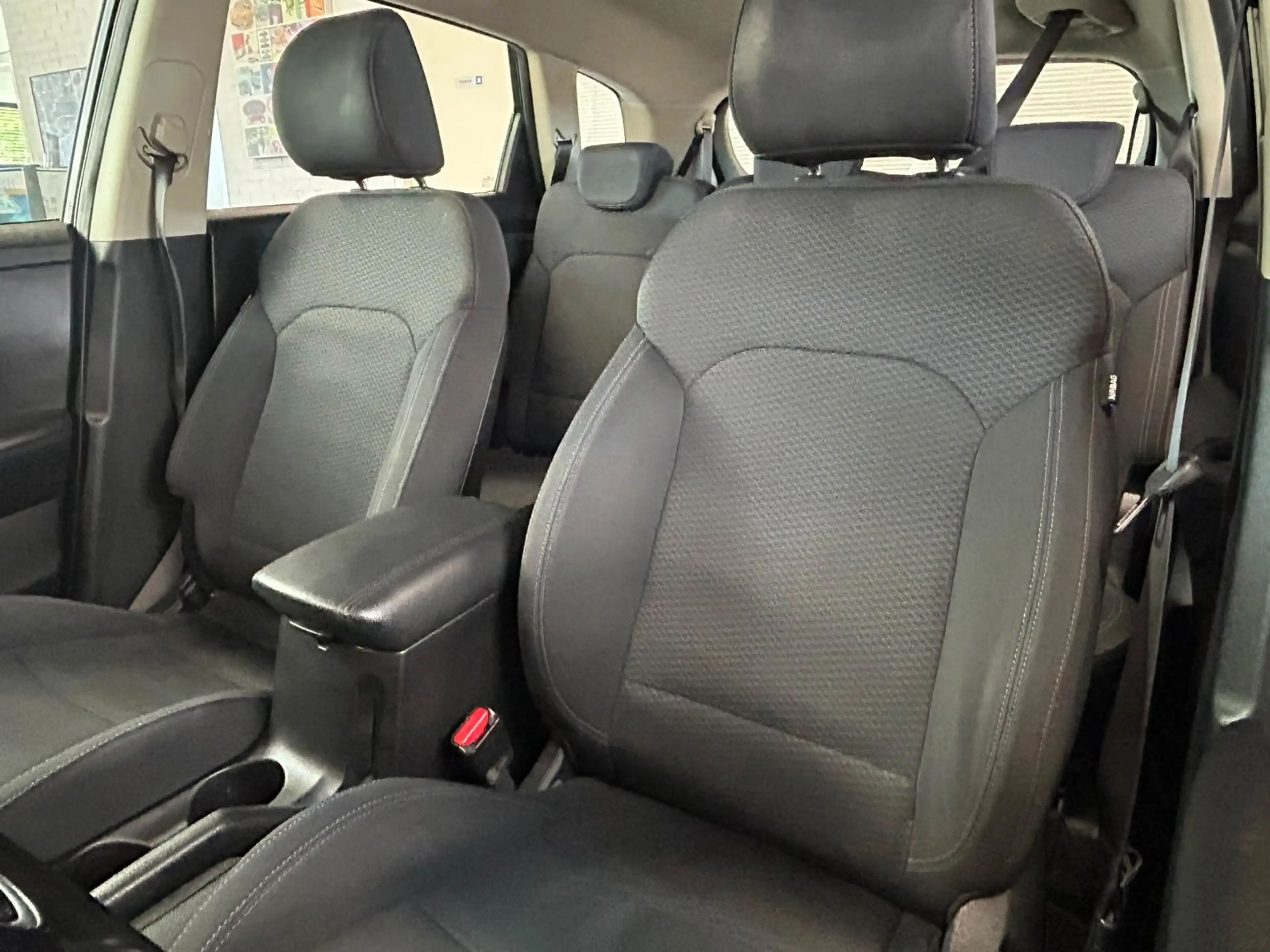 Kia Carens 1.6 GDi First Edition + 7 PERSOONS + NAVI !! — photo 16