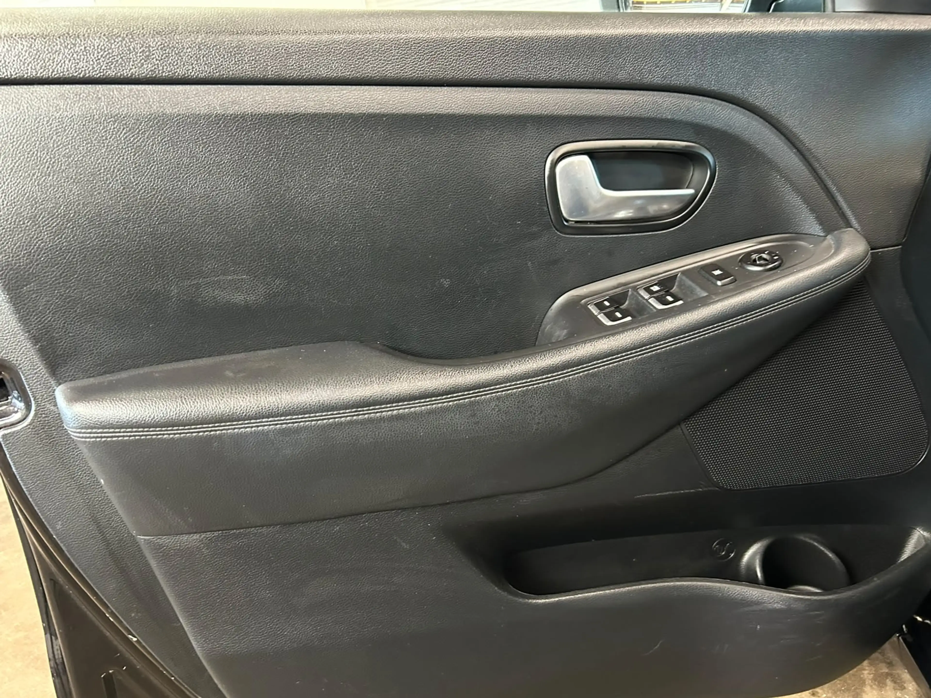 Kia Carens 1.6 GDi First Edition + 7 PERSOONS + NAVI !! — photo 14