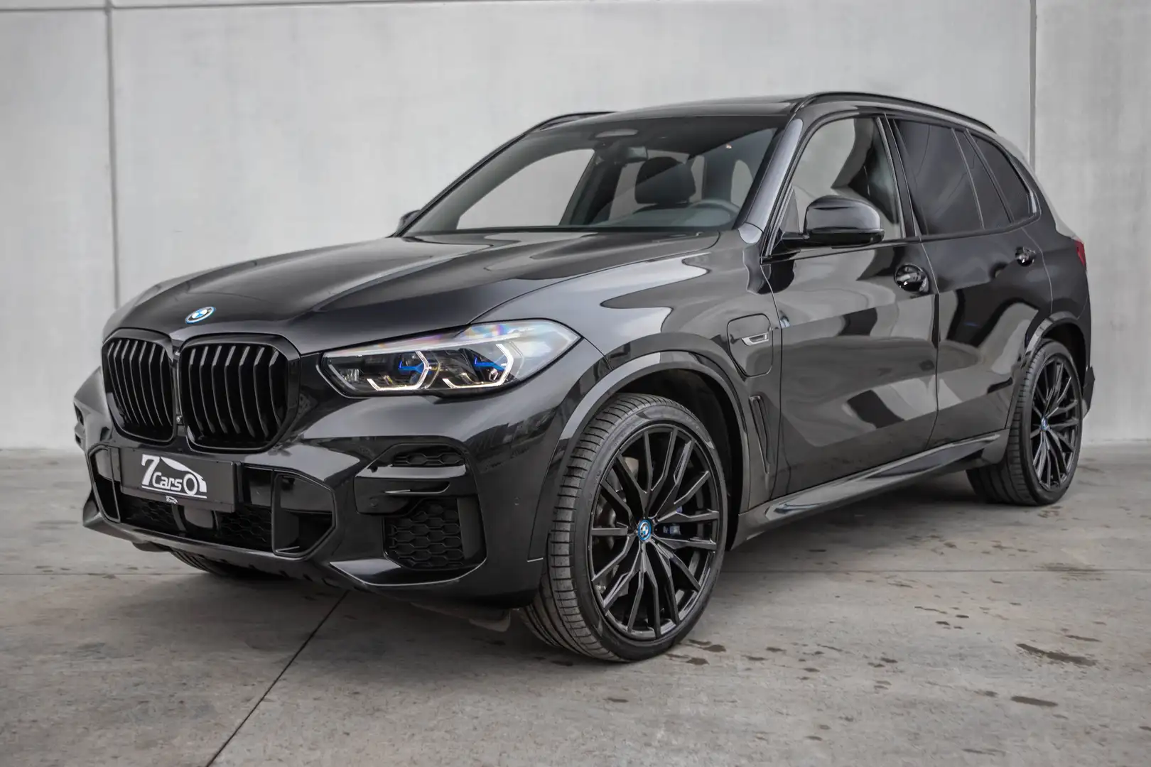 BMW X5 xDrive45e M-Sport Laser Massage 4-Wielbesturing Noir - 1