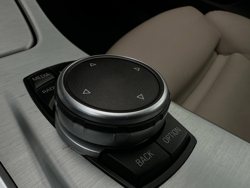 BMW 528 5-serie 528i M Sport Edition/CAMERA/NAVI/LEDER/NL- — photo 19