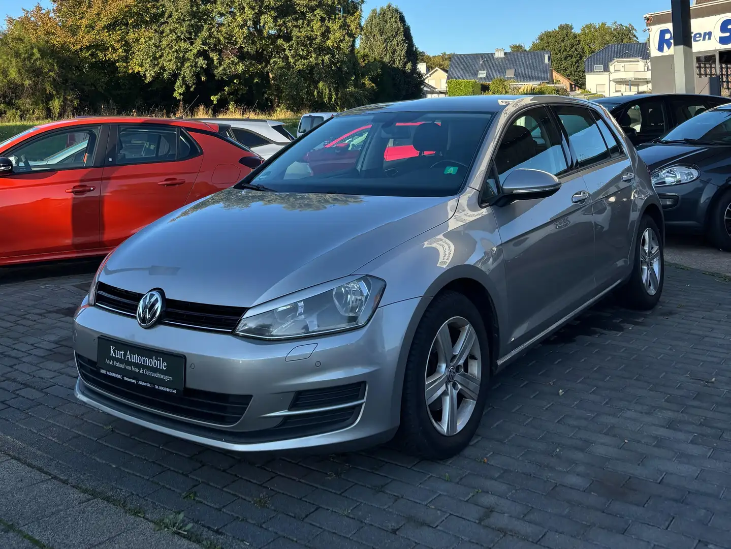 Volkswagen Golf Comfortline BMT Automatik Grau - 2