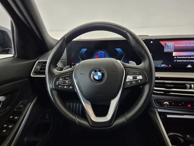 BMW 3 Series view 10