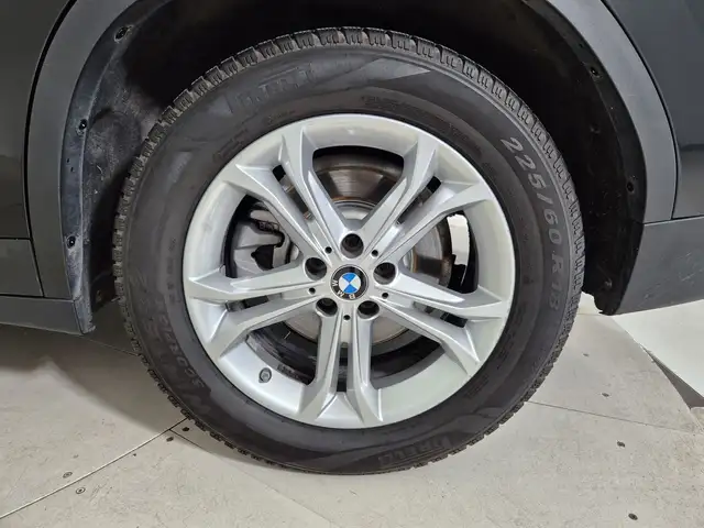 BMW X3 view 14
