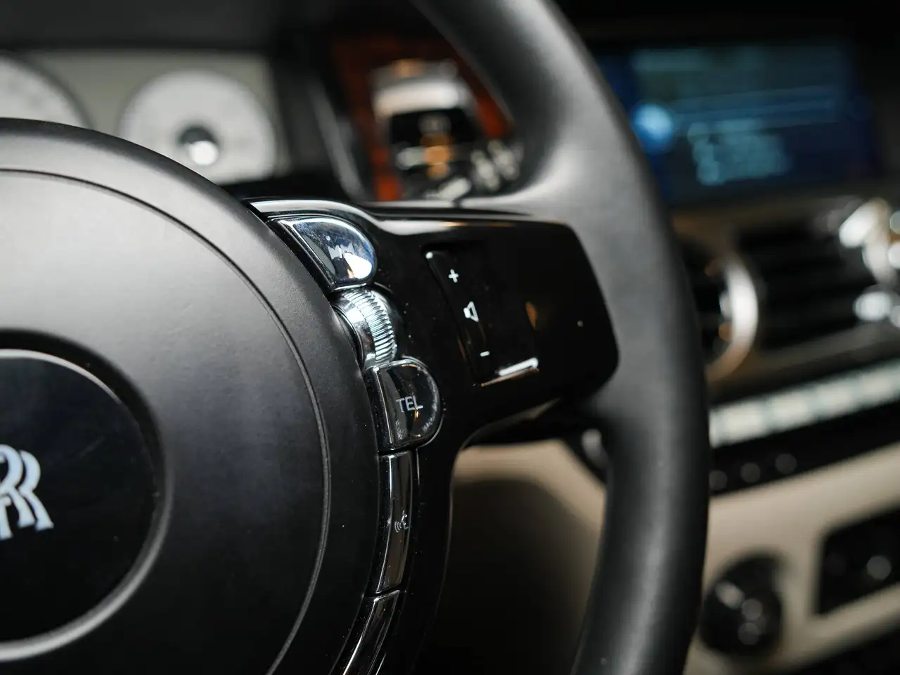 Rolls-Royce Ghost photo Rolls-Royce Ghost