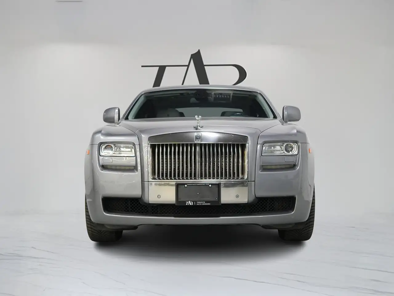 Rolls-Royce Ghost photo Rolls-Royce Ghost