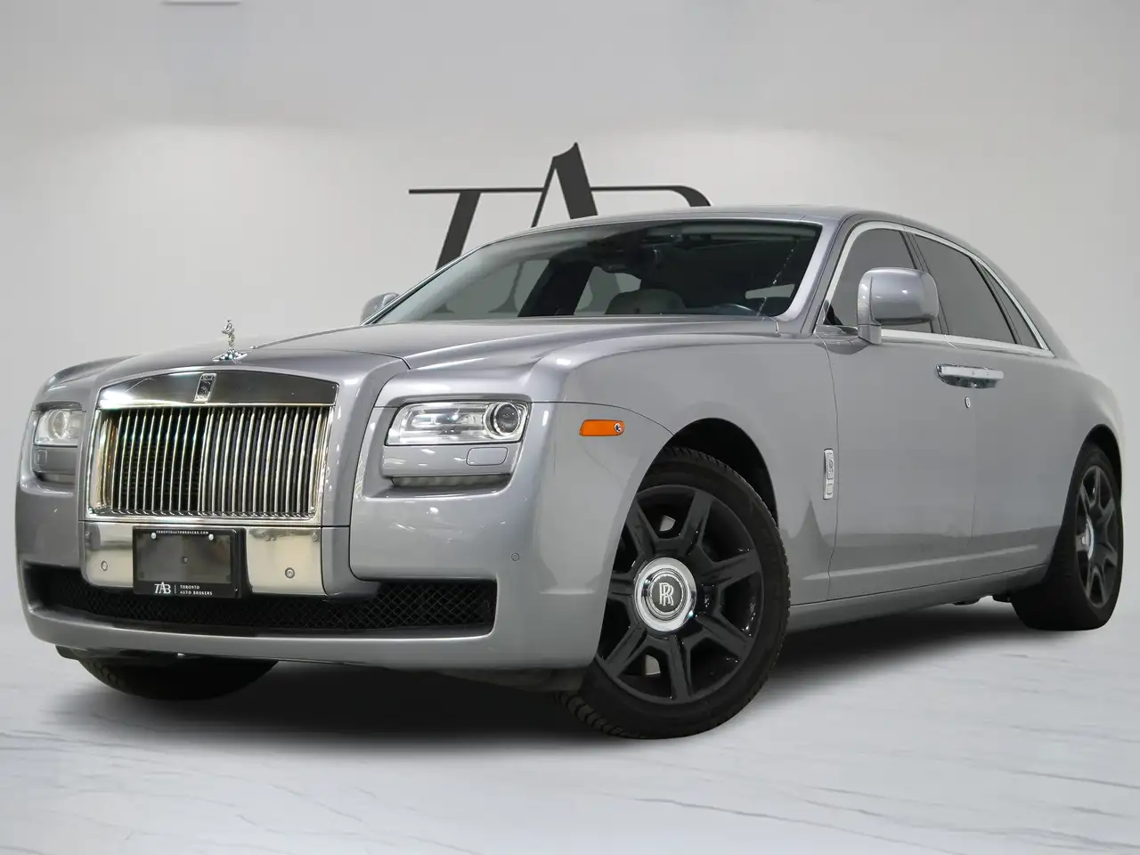 Rolls-Royce Ghost photo Rolls-Royce Ghost