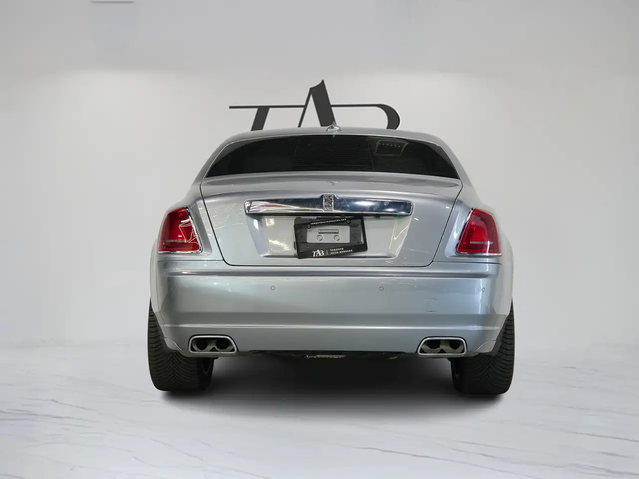 Rolls-Royce Ghost photo Rolls-Royce Ghost
