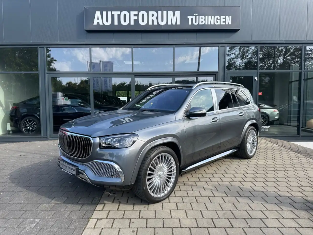 Mercedes-Benz GLS 600
